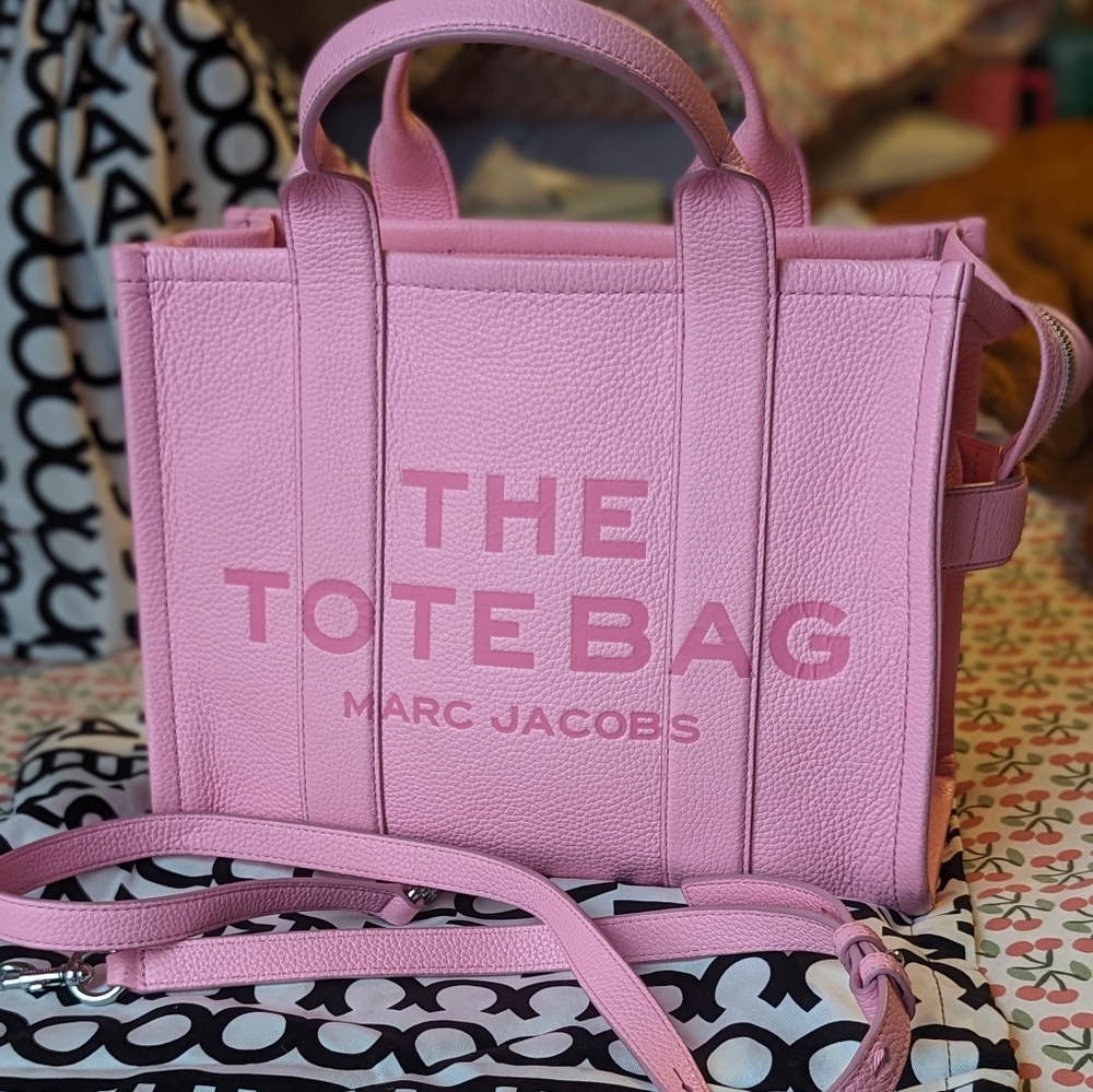 Marc Jacobs fluro pink medium tote